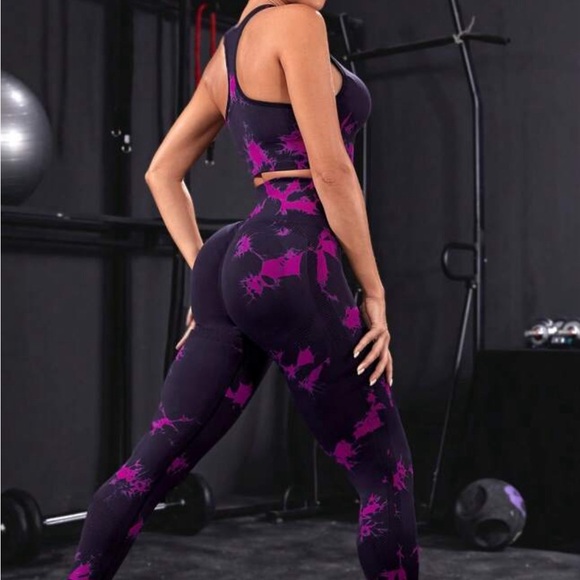 Active set, medium. - Picture 2 of 2